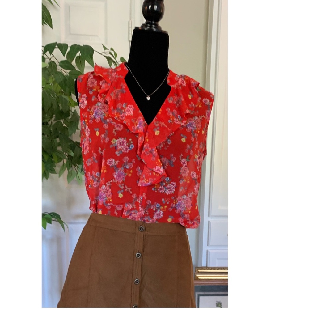 Red floral sleeveless top